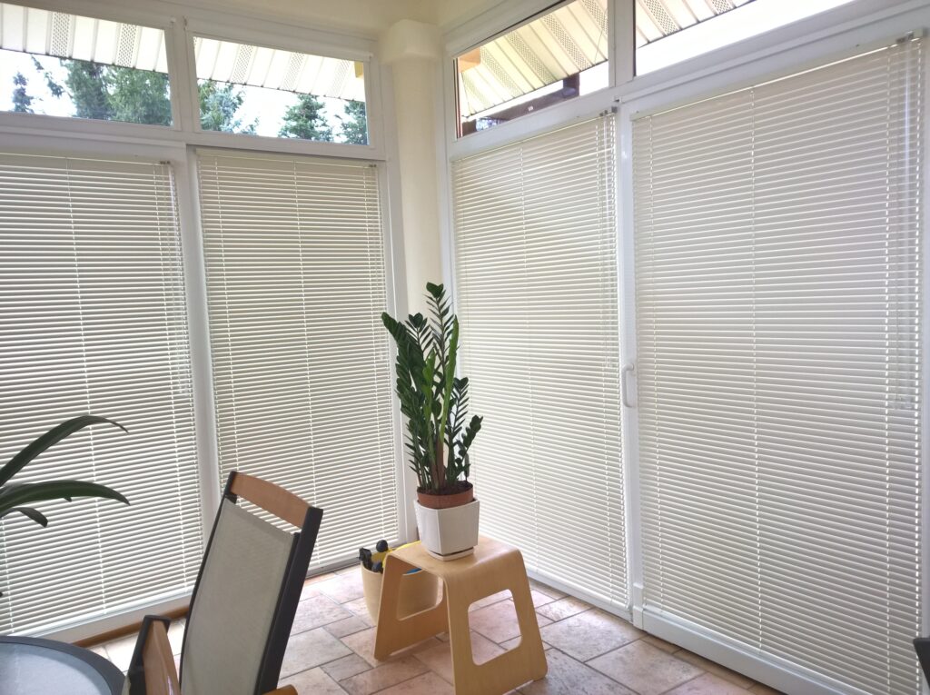 zaluzje alumniowe 25 mm 13 Ogrod zimowy scaled